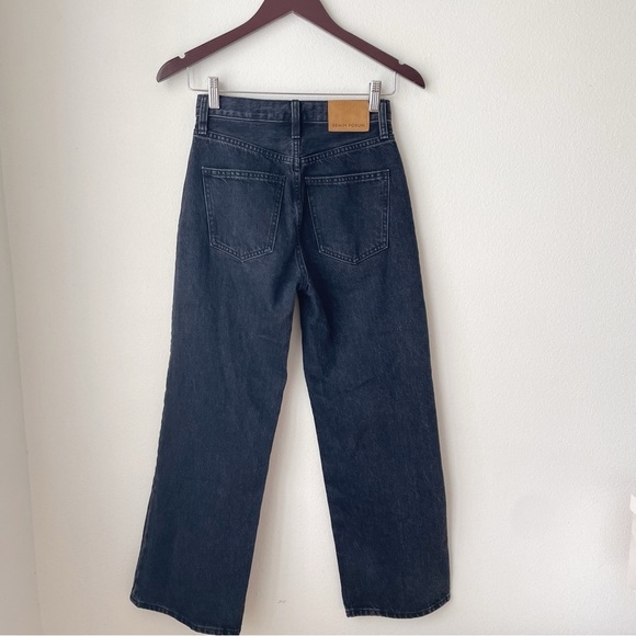 Aritzia Denim Forum The Farrah Hi Rise Wide Leg Jean in Black Eyeliner
Size 24 - Picture 8 of 13